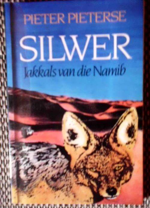 Silwer jakkals van die Namib- Pieter Pieterse- Sagteband