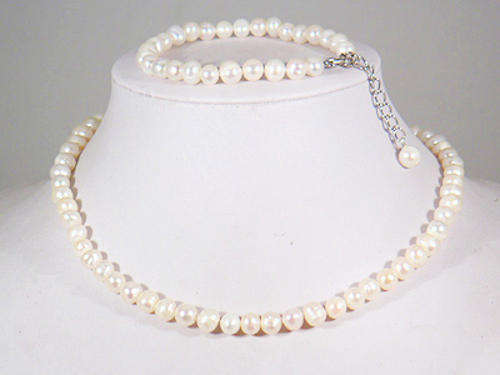 GENUINE FRESHWATER WHITE PEARL NECKLACE AND BRACELET - Week End Special