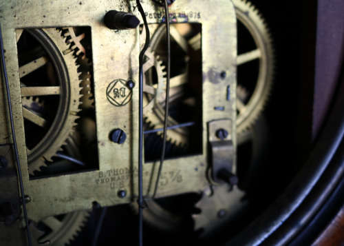 Antique Seth Thomas Calendar Clock for restoration