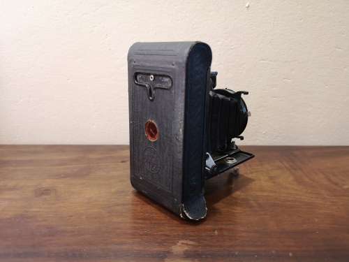 Vest Pocket Kodak Model B camera