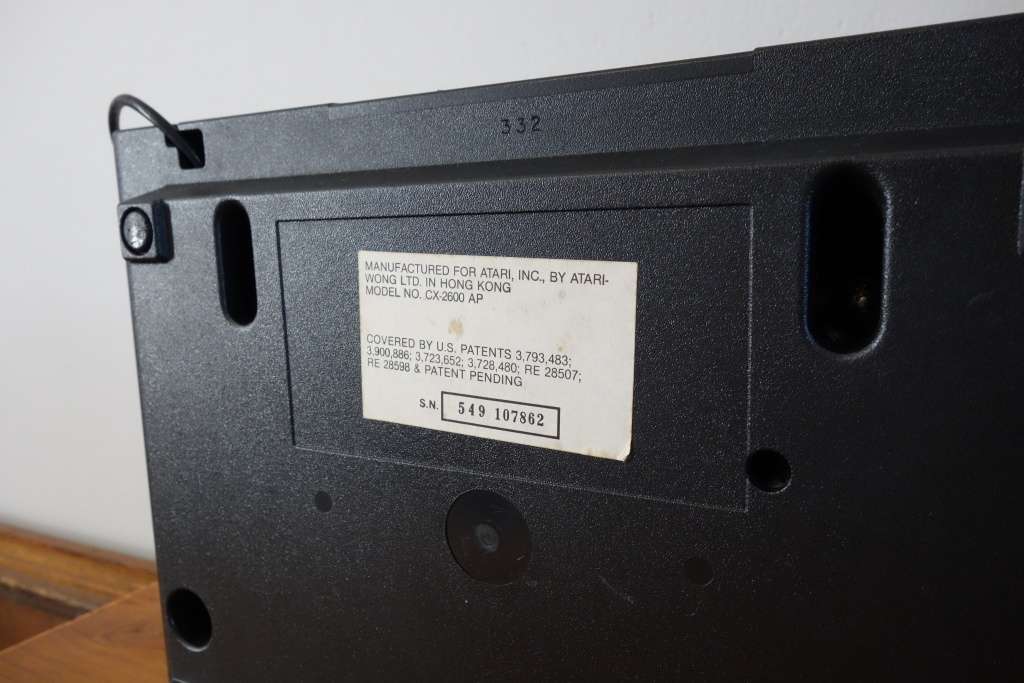 Original vintage Atari CX-2600 ap console