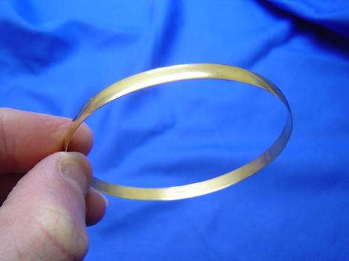 9ct Gold Bangle