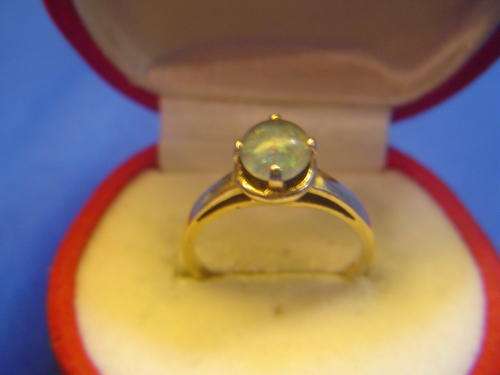 9ct Gold and Opel Ring