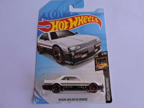 Hot Wheels NISSAN SKYLINE RS (KDR30) like Datsun like Matchbox