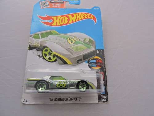 Hot Wheels 76 Chevy Chevrolet Greenwood Corvette Like Matchbox