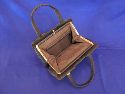 Stylish Retro Leather Handbag