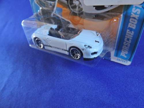 Hot Wheels PORSCHE BOXSTER SPYDER White