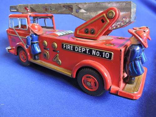 Vintage Japanese Tin Plate FIRE ENGINE with bump and go working motor. #REDUCED TO SELL#