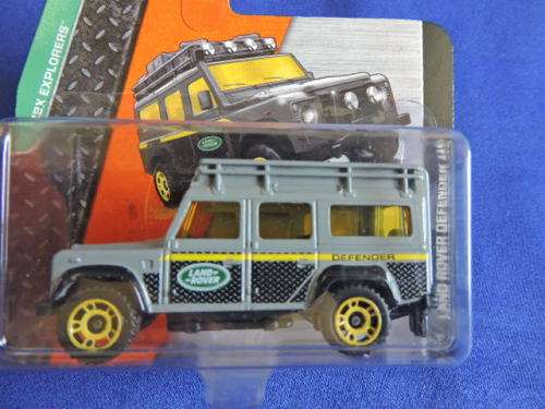 Matchbox LAND ROVER DEFENDER 110 Grey Explorers like Hot Wheels.