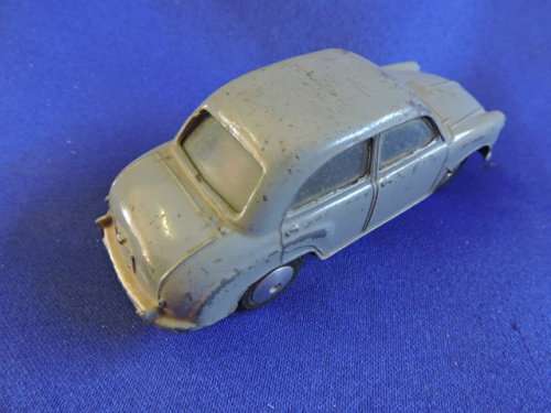 Corgi Toys MORRIS COWLEY like Dinky Toy