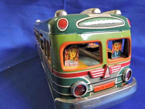 Vintage 1950`S JAPAN MARUSAN SAN GREYHOUND LINES RED RIBBON WORLD BUS TIN PLATE FRICTION TOY
