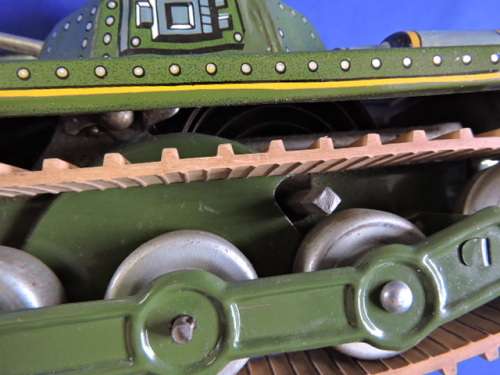 Vintage Japanese Tin Plate Toy Military M12 Tank Wind up and working #REDUCED TO SELL#