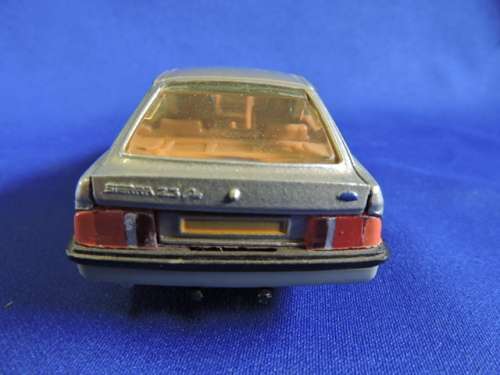 Corgi Toys FORD SIERRA 2,3 Ghia like Dinky Toy