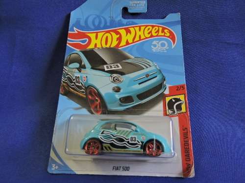 Hot Wheels FIAT 500 (Light Blue)..