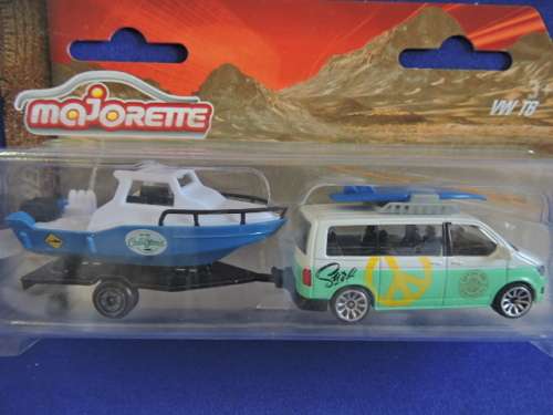 Majorette Volkswagen VW Kombi T6 Multivan and Boat (Green and White) Like Hot Wheels. Price Reduc...