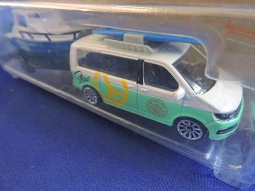 Majorette Volkswagen VW Kombi T6 Multivan and Boat (Green and White) Like Hot Wheels. Price Reduc...
