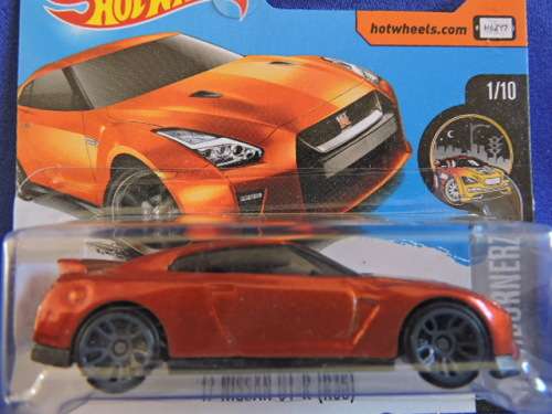Hot Wheels Nissan GT -R ( R35 ) Like Datsun ..