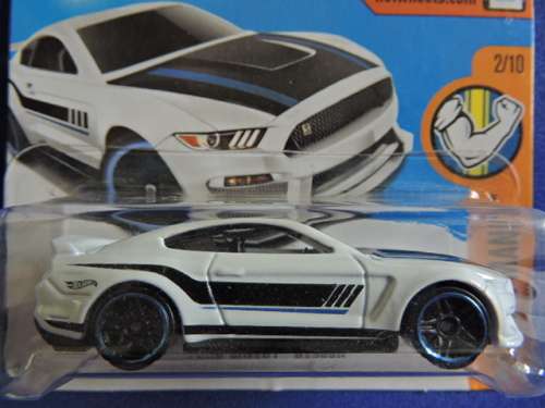 Hot Wheels FORD Shelby GT 350 R ( White ) like Mustang.