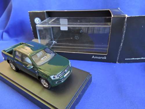 Minichamps VW Volkswagen Amarok 1/43 Model in Box  # BAKKIE BONANZA # Crazy start price