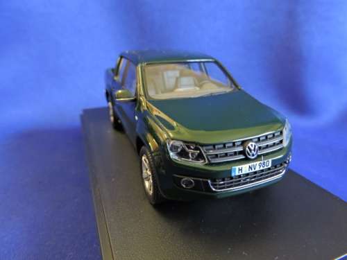 Minichamps VW Volkswagen Amarok 1/43 Model in Box  # BAKKIE BONANZA # Crazy start price