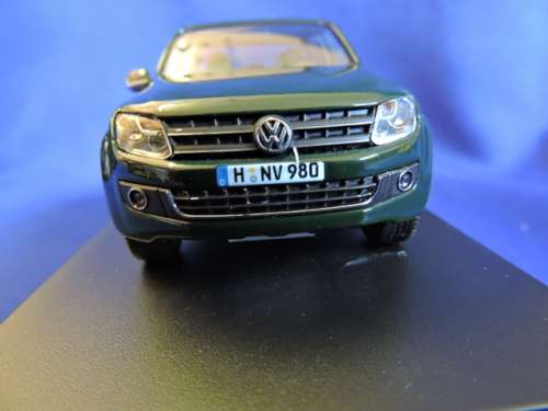 Minichamps VW Volkswagen Amarok 1/43 Model in Box  # BAKKIE BONANZA # Crazy start price