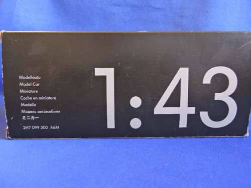 Minichamps VW Volkswagen Amarok 1/43 Model in Box  # BAKKIE BONANZA # Crazy start price