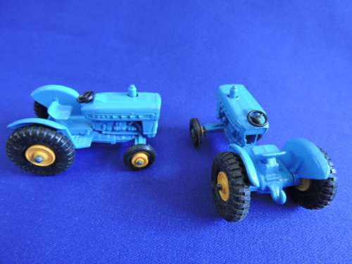 Matchbox Lesney 39 FORD TRACTOR X 2 like Hot Wheels