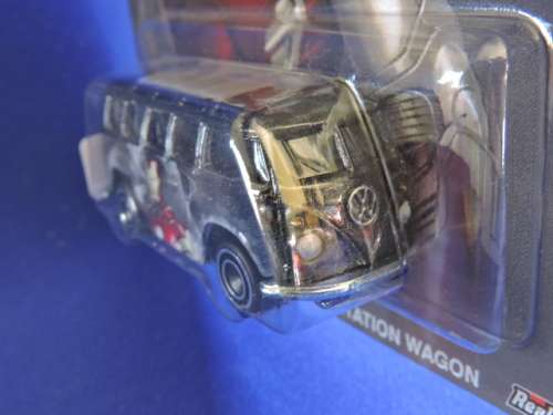 Hot Wheels Volkswagen VW Delux Stationwagon Kombi  MARVEL Iron Man full metal Real Riders..