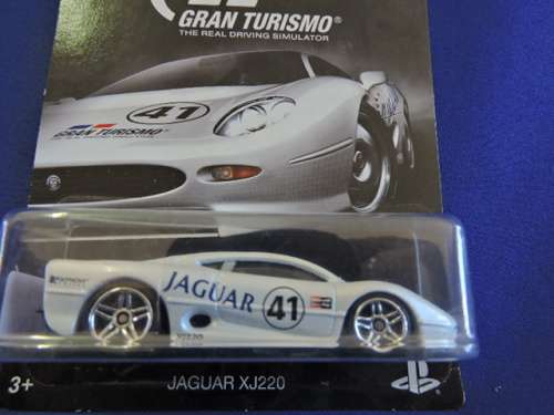 Hot Wheels Gran Turismo Set of 8 Ford,Jaguar,Pagani,Skyline,Lamborghini x2,Aston Martin,Viper