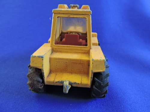 Matchbox Lesney Super Kings K-5 Muir Hill Tractor (Wide Rims and Tyres)..