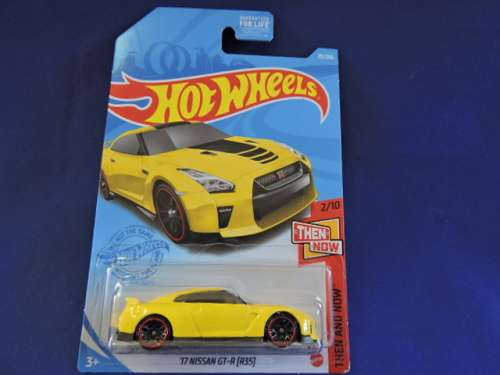 Hot Wheels NISSAN GT-R  ( Yellow ) Long Card like Datsun...
