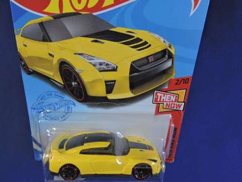 Hot Wheels NISSAN GT-R  ( Yellow ) Long Card like Datsun...