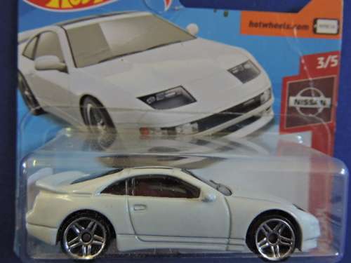 Hot Wheels Nissan 300 ZX Twin Turbo ( White ) like Datsun