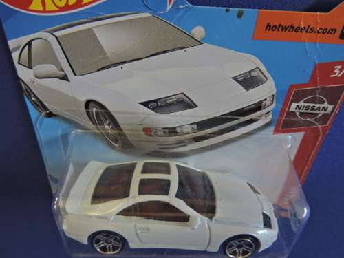 Hot Wheels Nissan 300 ZX Twin Turbo ( White ) like Datsun