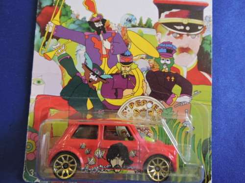 Hot Wheels MORRIS MINI ( The Beatles Yellow Submarine ) Long Card # MINI MANIA # .....