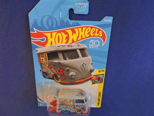 Hot Wheels Volkswagen VW Kool Kombi ( Peace ) Short Card.......
