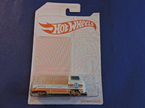 Hot Wheels Volkswagen VW T2 Pickup Combi Kombi ( Gas Monkey Series ) Long Card........