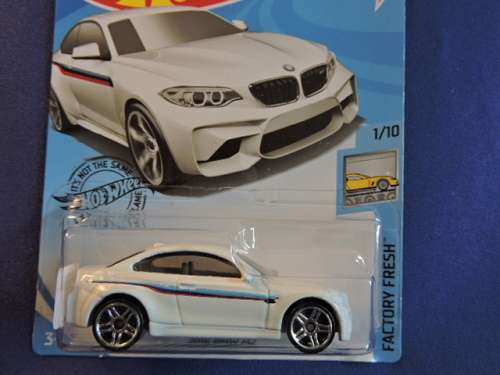 Hot Wheels BMW M2 ( White ).....