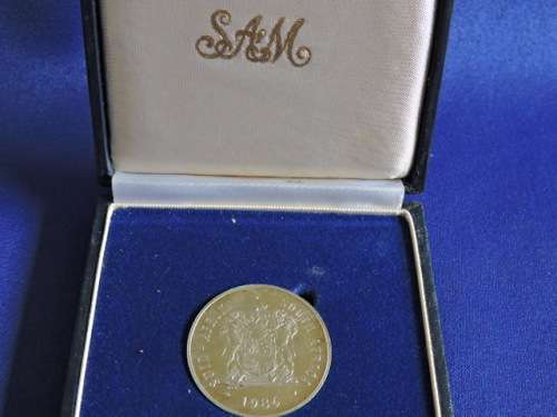 1986 Silver PROOF ONE RAND R1 Johannesburg coin SAM Box
