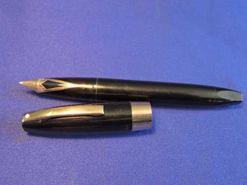 Sheaffer White Dot Fountain Pen