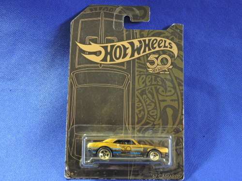 Hot Wheels Chevy Chevrolet 67 Camaro ( CHASE CAR - RARE  )  # BLOW OUT CHEVY SALE #
