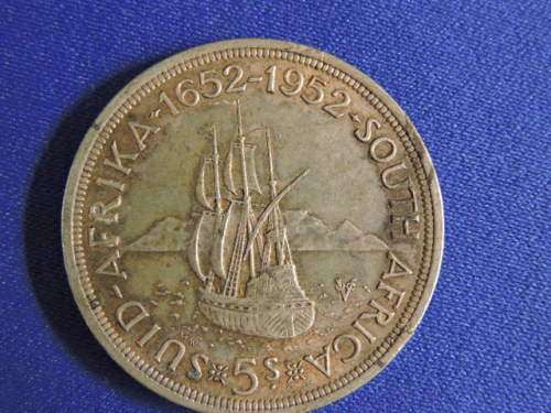 1952 Silver 5 Shilling Crown Coin  # CRAZY BARGAIN COIN #..