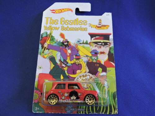 Hot Wheels MORRIS MINI ( The Beatles Yellow Submarine ) Long Card  # MINI MANIA # ....