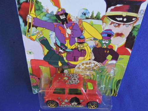 Hot Wheels MORRIS MINI ( The Beatles Yellow Submarine ) Long Card  # MINI MANIA # ....