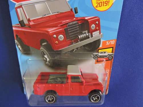Hot Wheels Land Rover Series 111 Pick Up ( Red ) Long Card  # BAKKIE BONANZA #......
