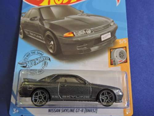 Hot Wheels NISSAN SKYLINE GT-R  ( Grey )  like Datsun