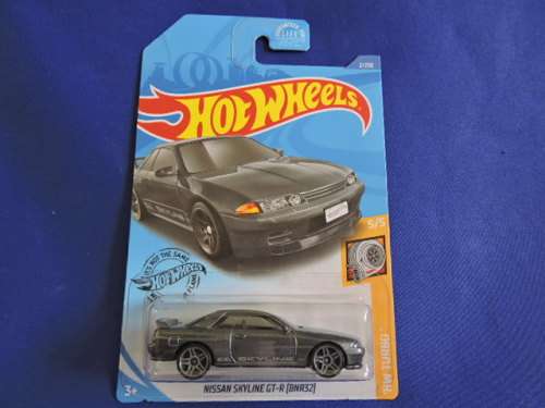 Hot Wheels NISSAN SKYLINE GT-R  ( Grey )  like Datsun