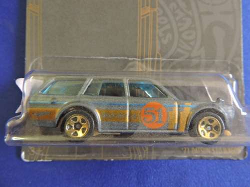 Hot Wheels DATSUN 510 Wagon ( Silver 51 ) like Nissan