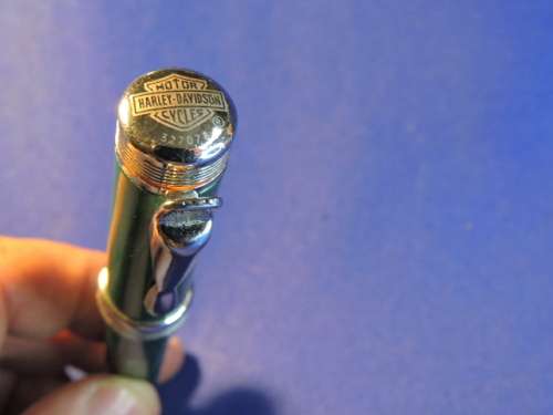 Harley Davidson Fountain Pen and cloth jacket Badge. All ORIGINAL !