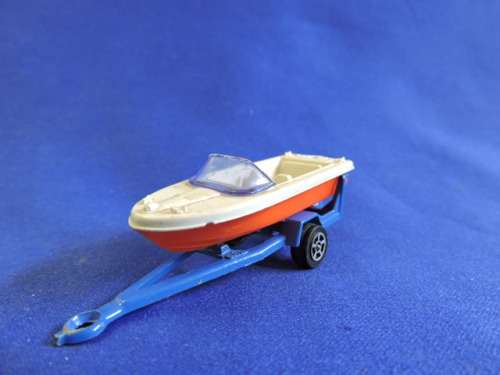 Corgi Juniors  SPEED BOAT AND TRAILOR  Loose like Hot Wheels